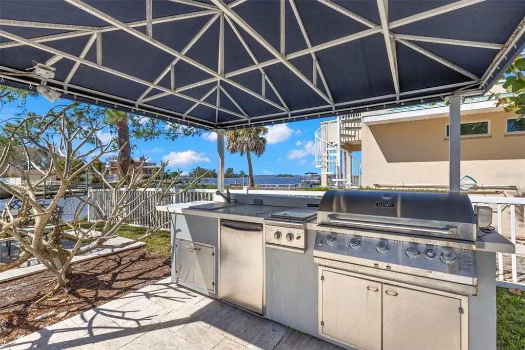 101 Shore Drive Dunedin FL 34698