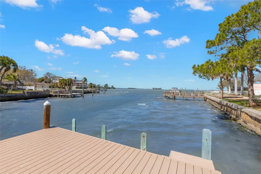 101 Shore Drive Dunedin FL 34698