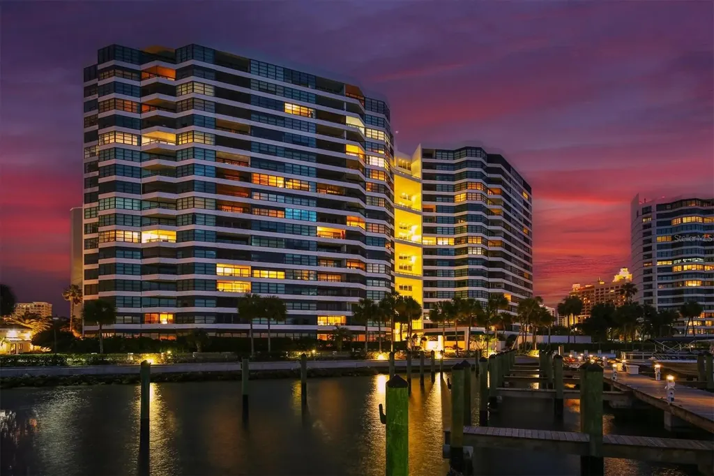 988 Blvd Of The Arts Sarasota FL 34236