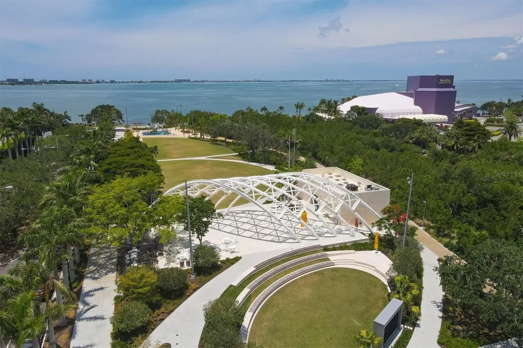 988 Blvd Of The Arts Sarasota FL 34236