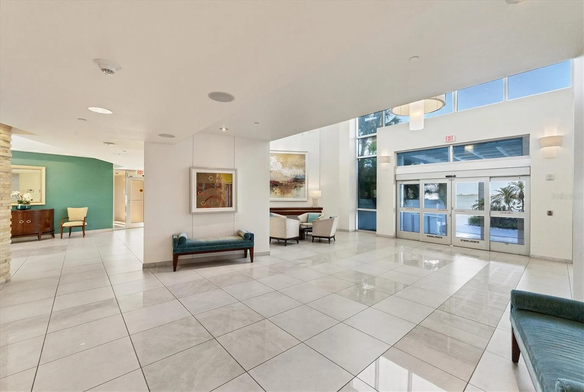 988 Blvd Of The Arts Sarasota FL 34236