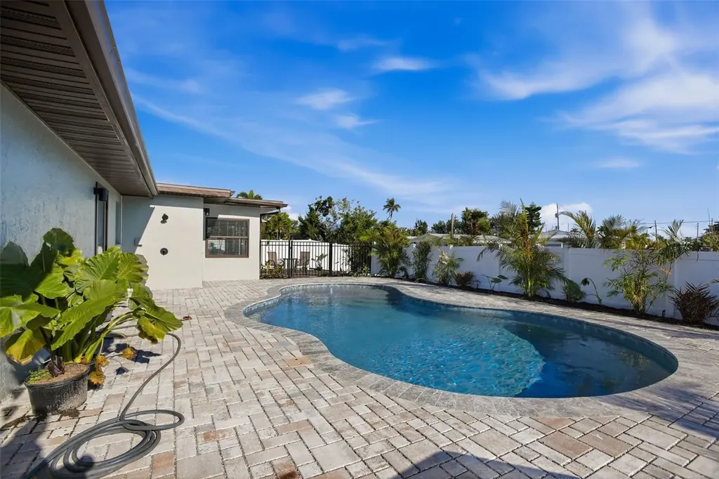 501 65th Street Holmes Beach FL 34217