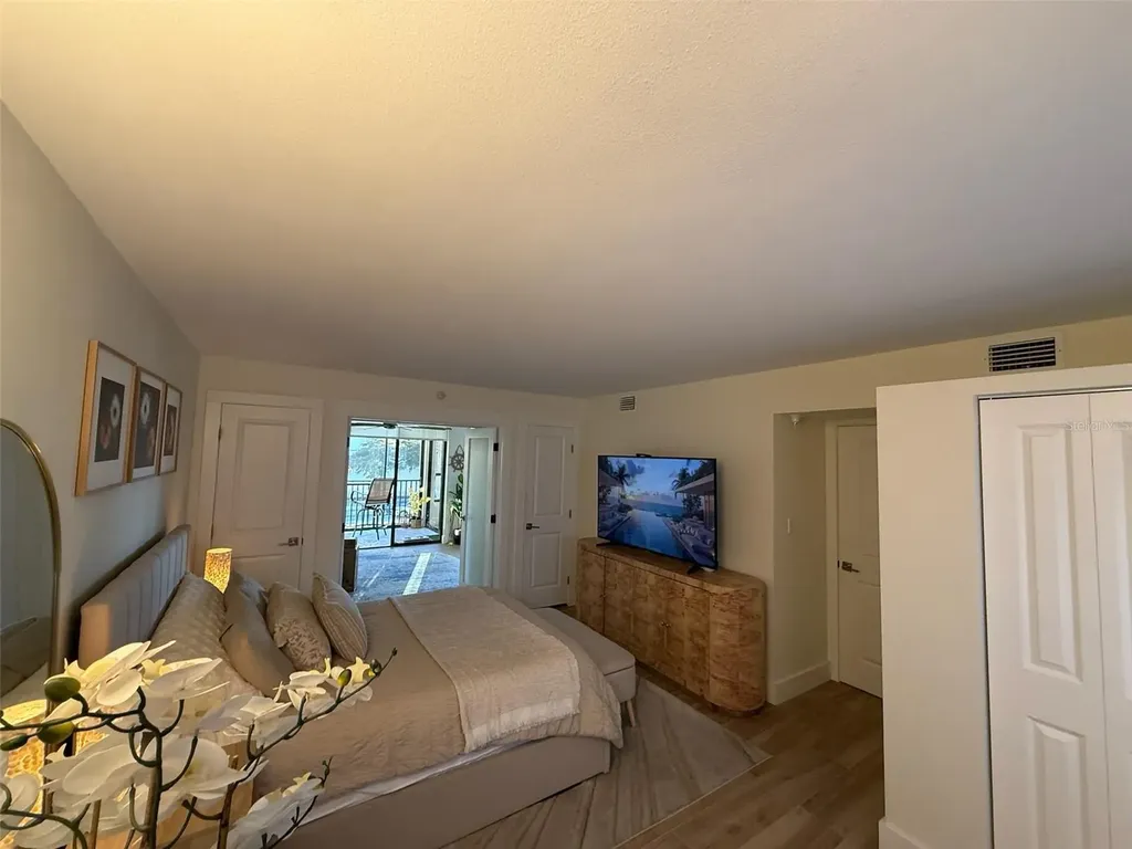 11 Sunset Drive Sarasota FL 34236