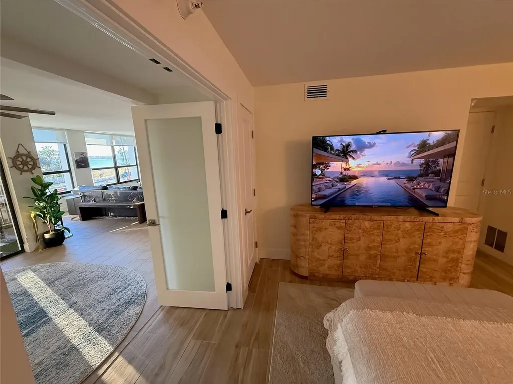 11 Sunset Drive Sarasota FL 34236