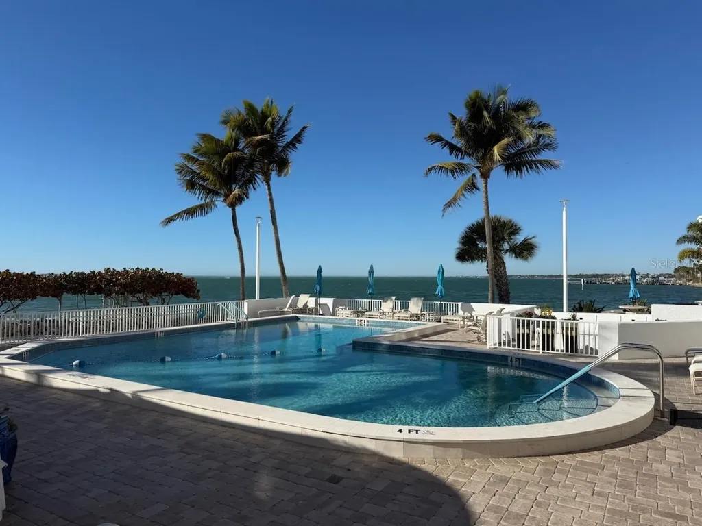 11 Sunset Drive Sarasota FL 34236