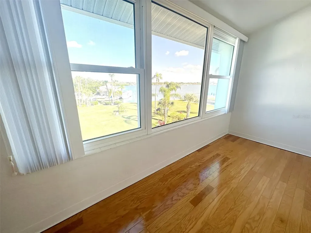 1819 Shore Drive S South Pasadena FL 33707