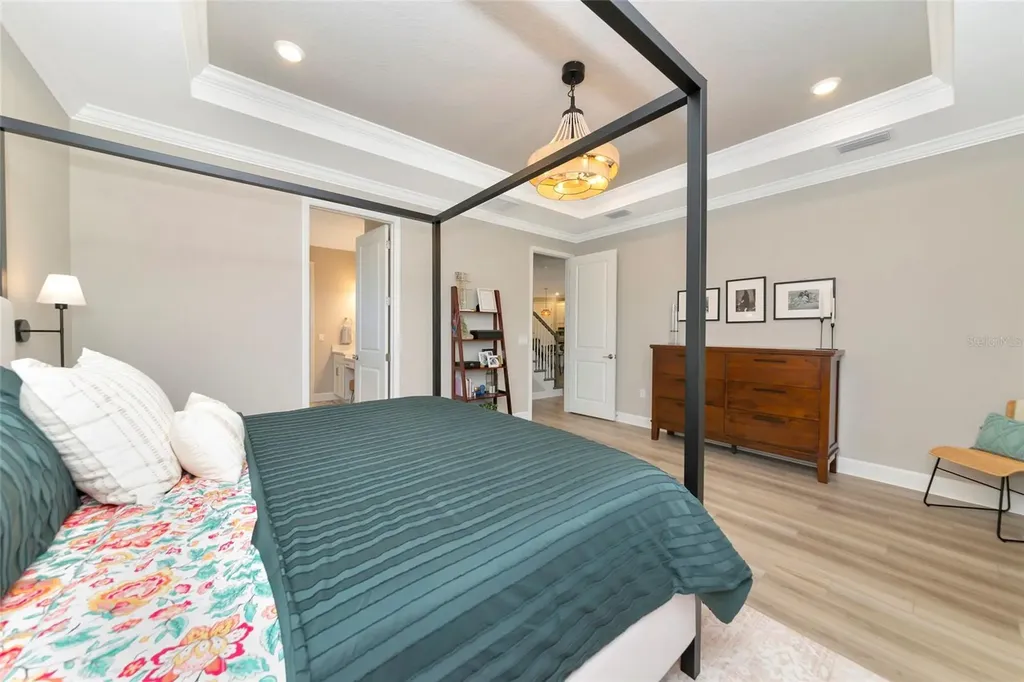 8516 Golden Dawn Court Sarasota FL 34241