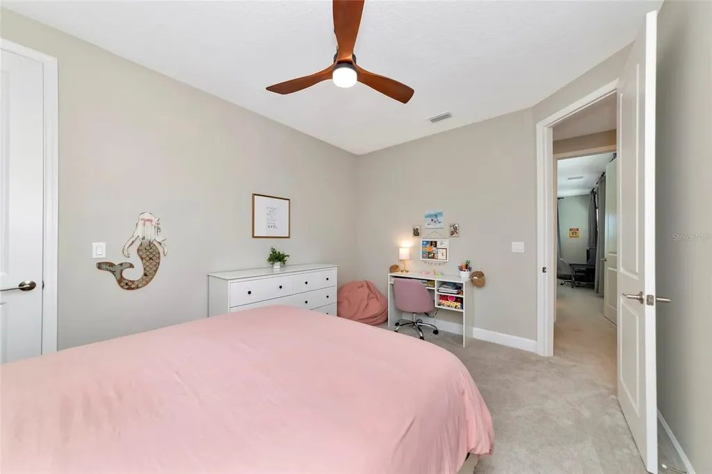 8516 Golden Dawn Court Sarasota FL 34241