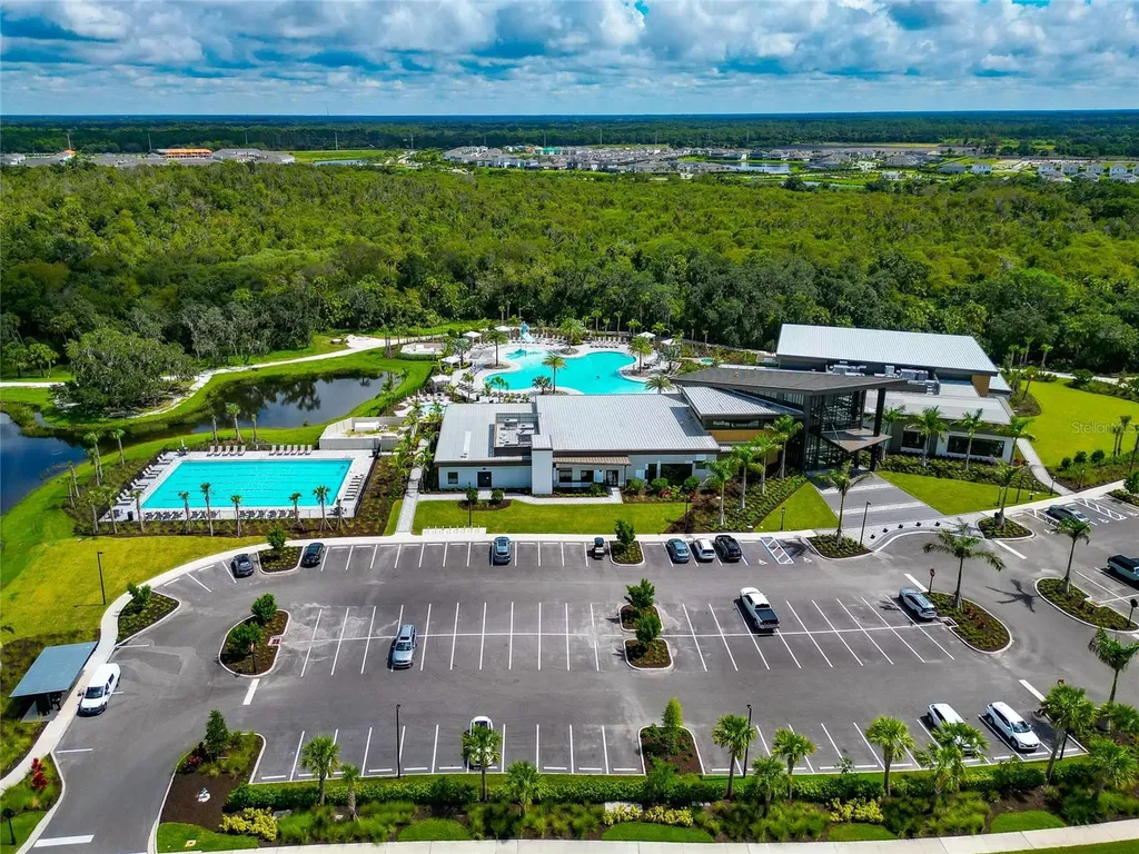8516 Golden Dawn Court Sarasota FL 34241