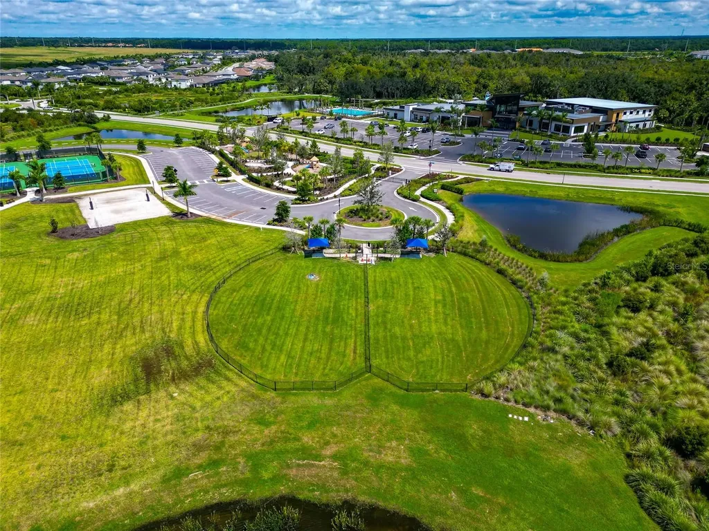 8516 Golden Dawn Court Sarasota FL 34241