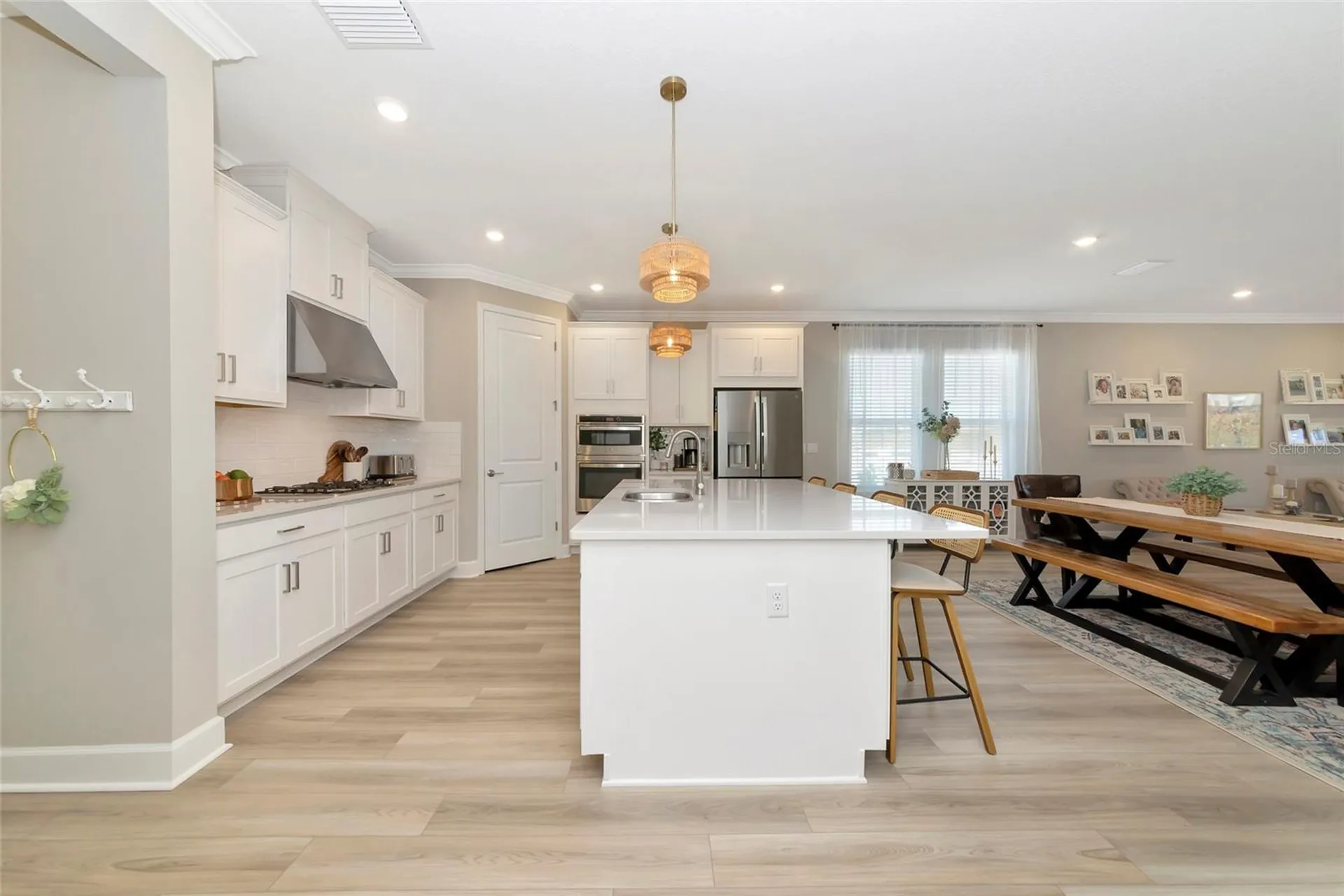 8516 Golden Dawn Court Sarasota FL 34241