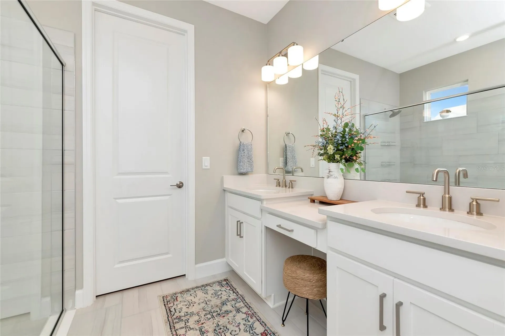 8516 Golden Dawn Court Sarasota FL 34241