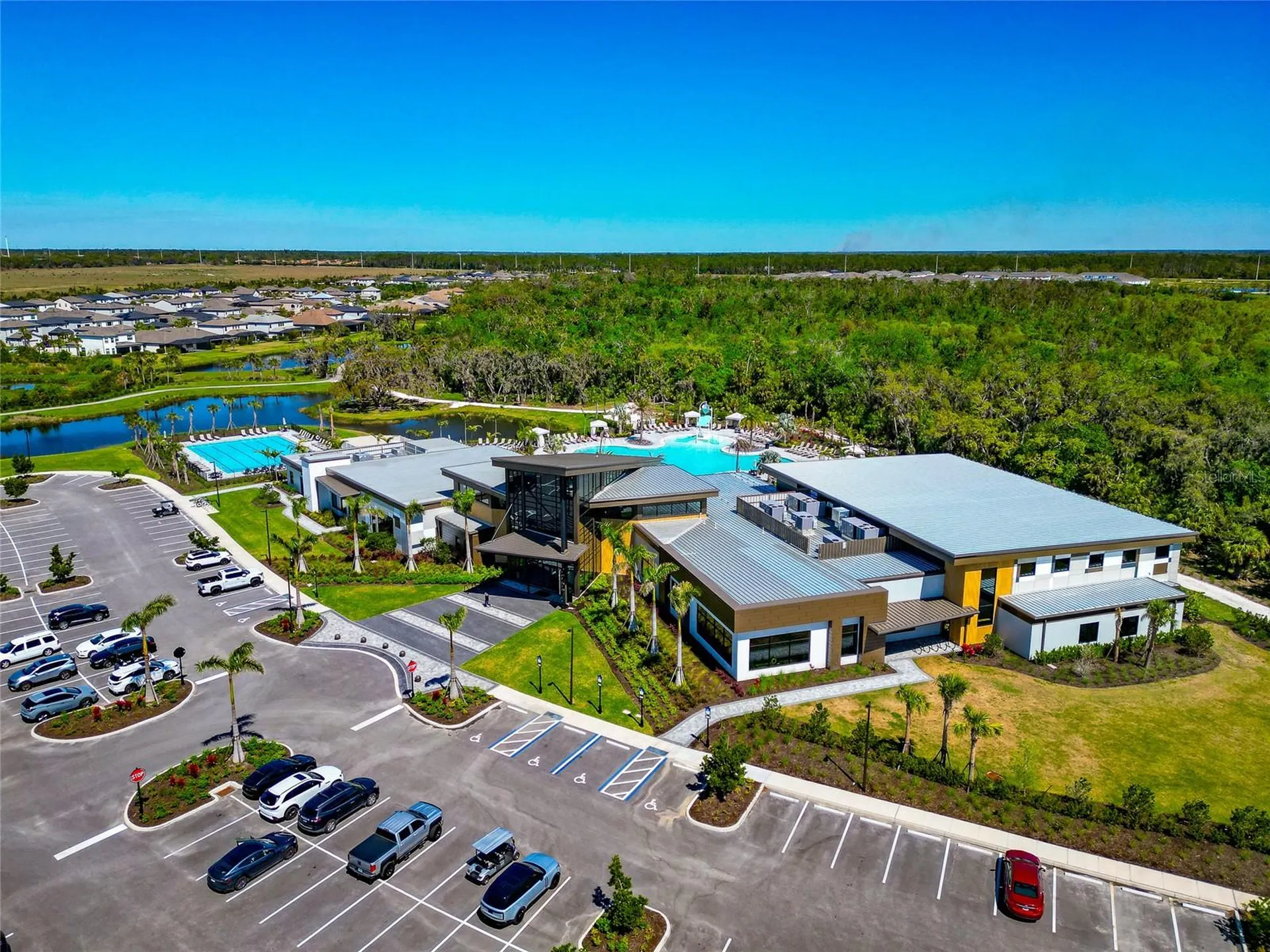 8516 Golden Dawn Court Sarasota FL 34241