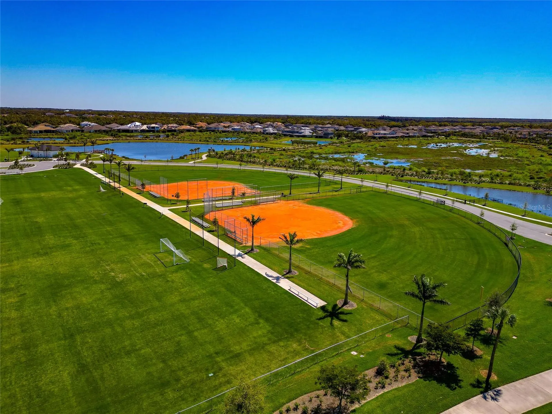8516 Golden Dawn Court Sarasota FL 34241