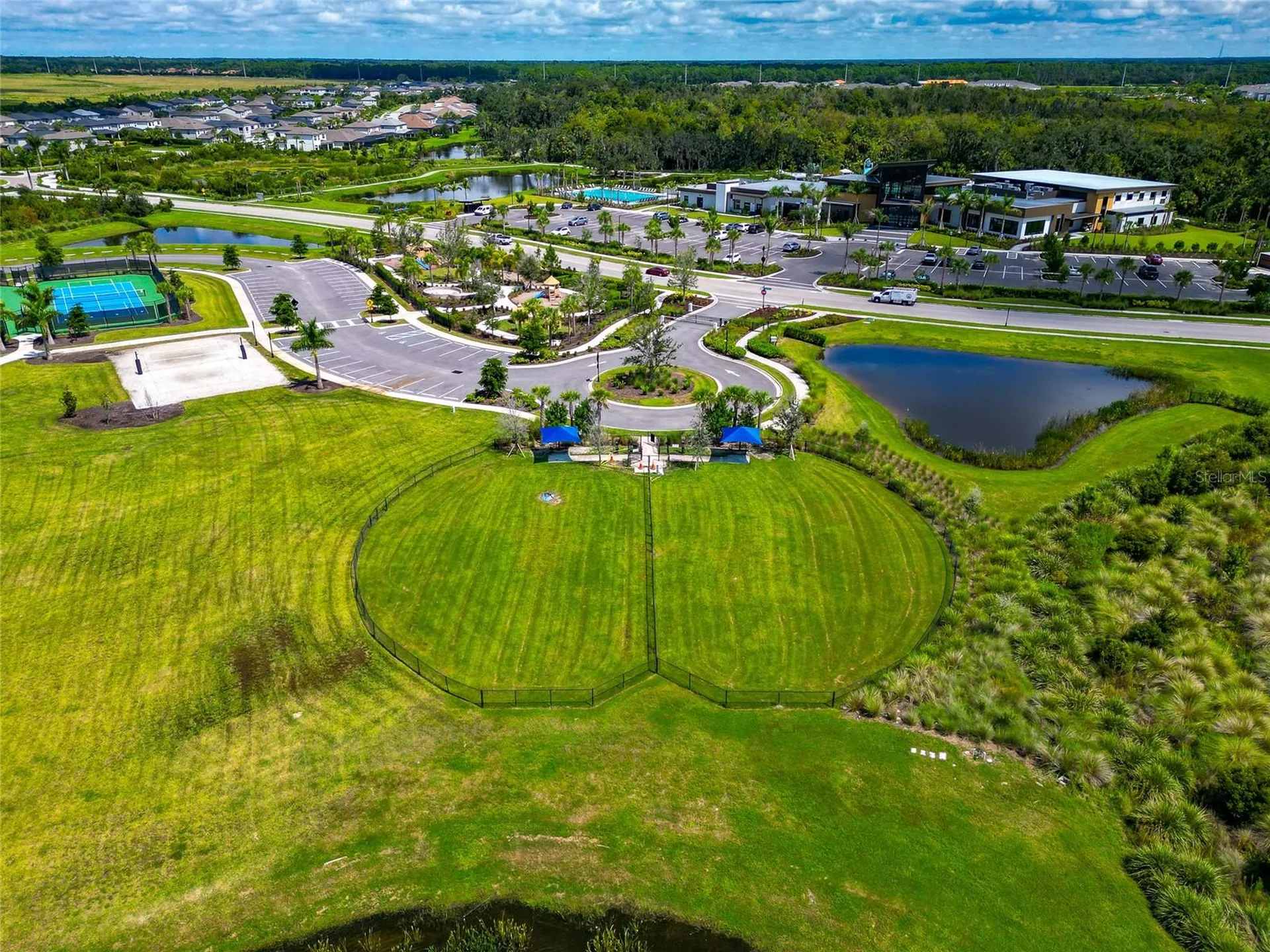 8516 Golden Dawn Court Sarasota FL 34241