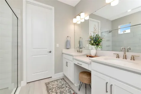8516 Golden Dawn Court Sarasota FL 34241