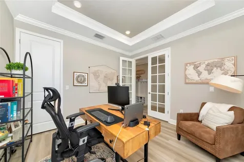 8516 Golden Dawn Court Sarasota FL 34241