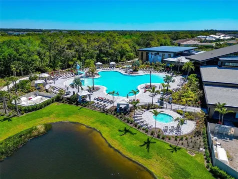 8516 Golden Dawn Court Sarasota FL 34241