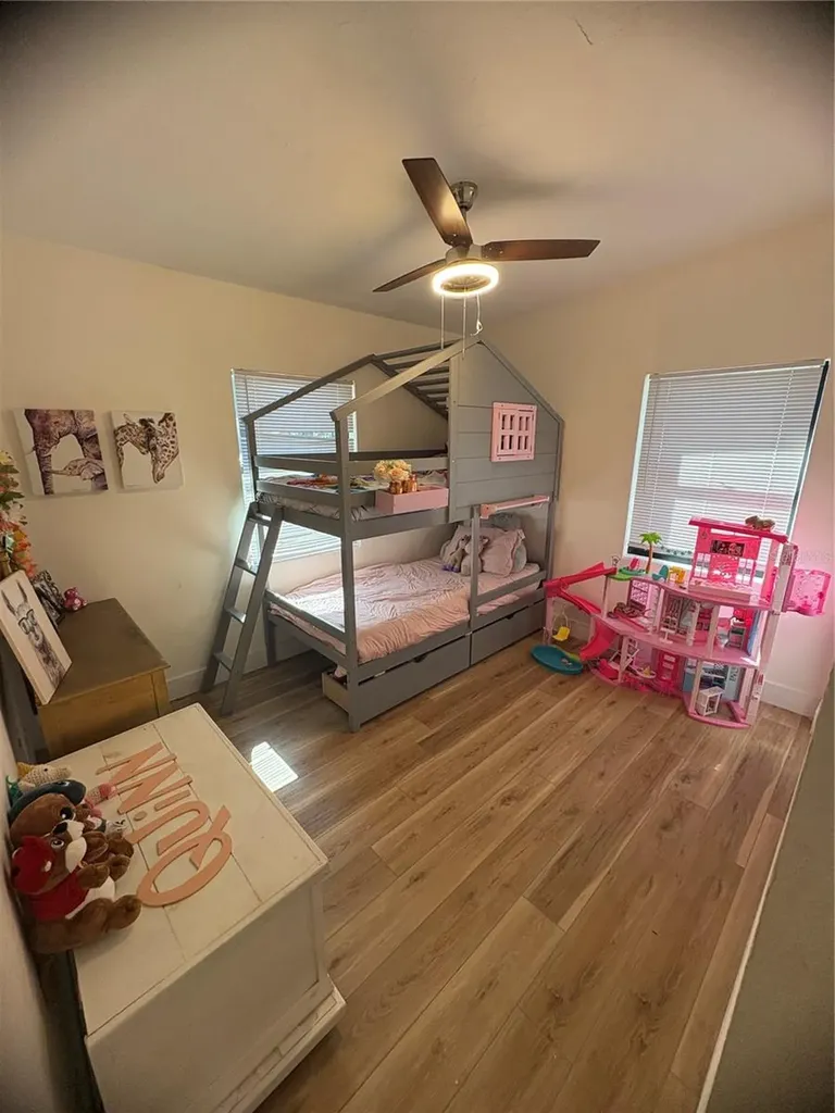 261 1st Street Chuluota FL 32766