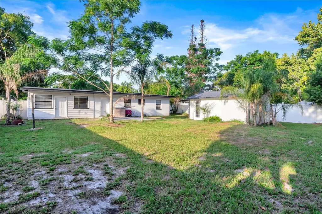 261 1st Street Chuluota FL 32766