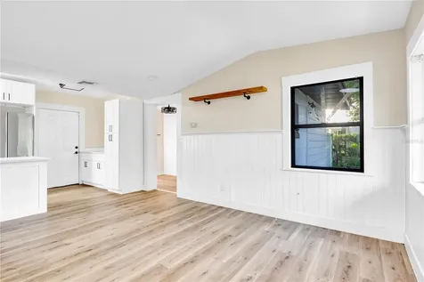 261 1st Street Chuluota FL 32766