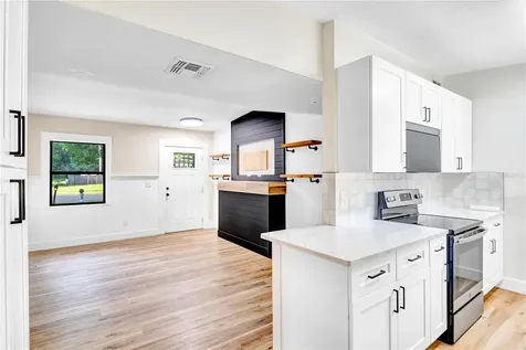 261 1st Street Chuluota FL 32766