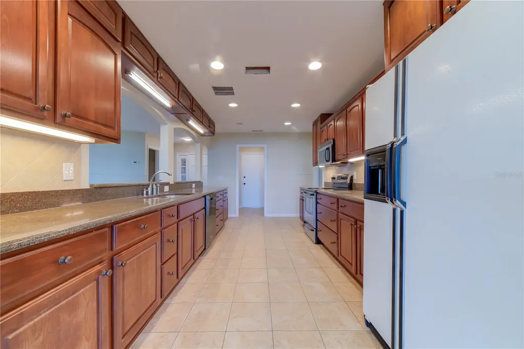 12255 Virginia Drive Leesburg FL 34788