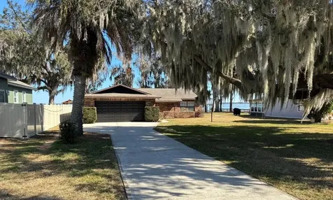 12255 Virginia Drive Leesburg FL 34788