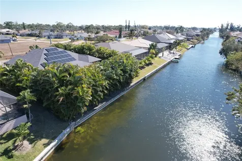 1606 SW 15th Avenue Cape Coral FL 33991