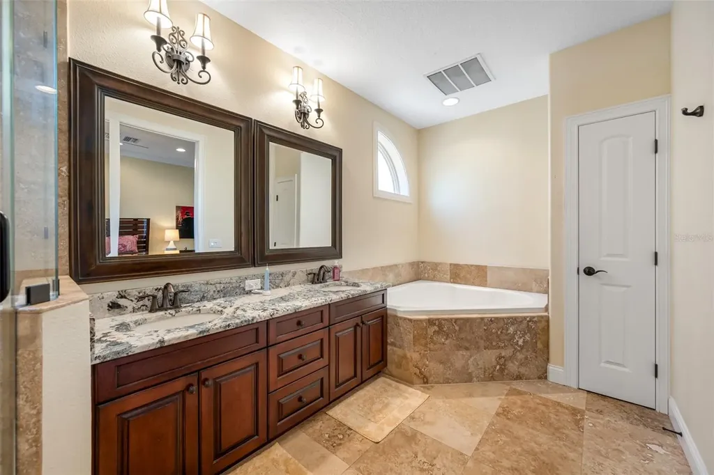 1425 Hillside Landing Drive Tarpon Springs FL 34688
