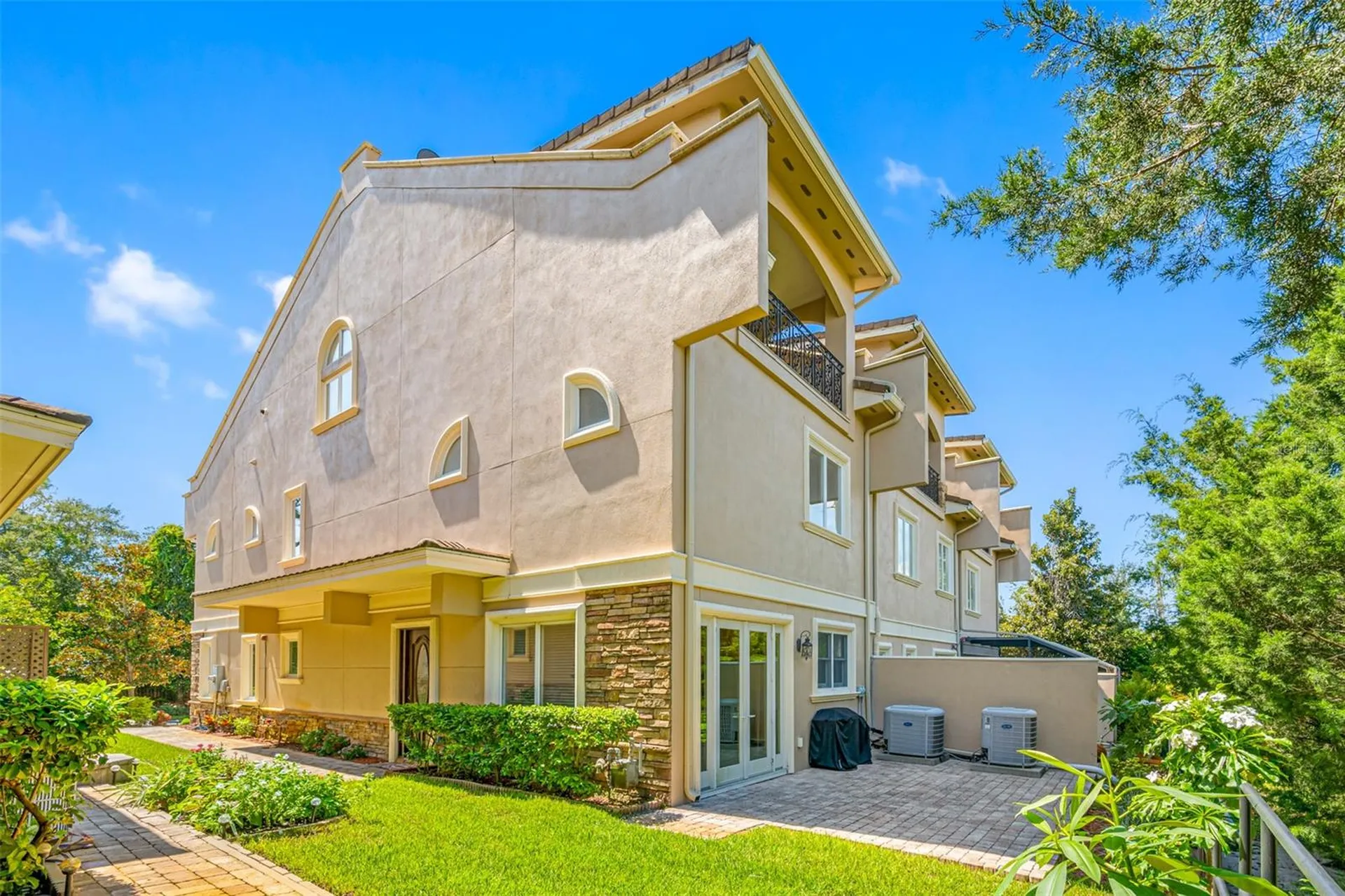 1425 Hillside Landing Drive Tarpon Springs FL 34688