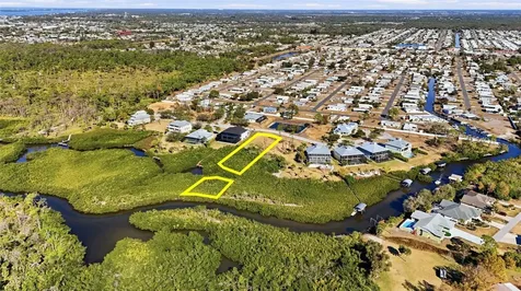 8041 Weyers Court Englewood FL 34224