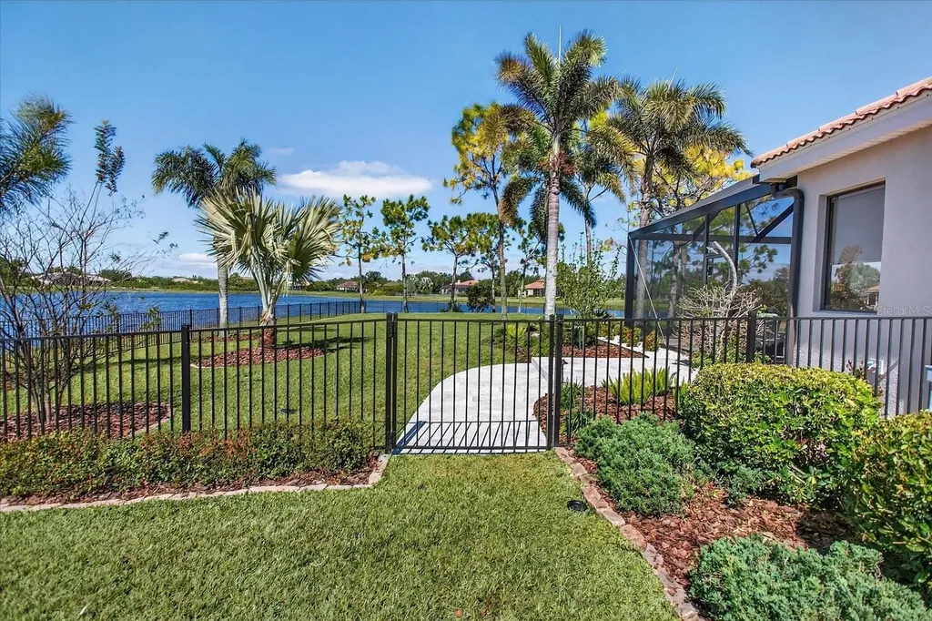 22580 Morning Glory Circle Bradenton FL 34202