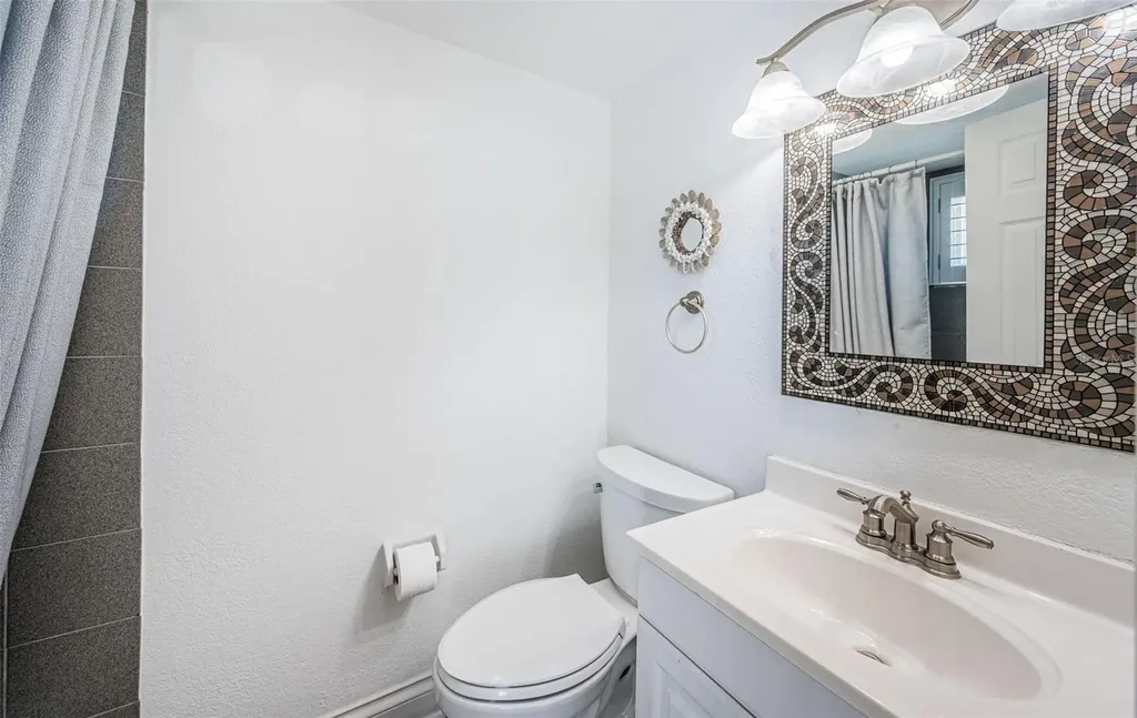 12274 1st Street W Treasure Island FL 33706