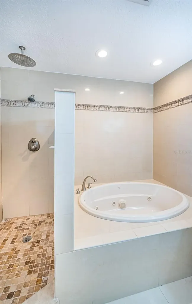 12274 1st Street W Treasure Island FL 33706