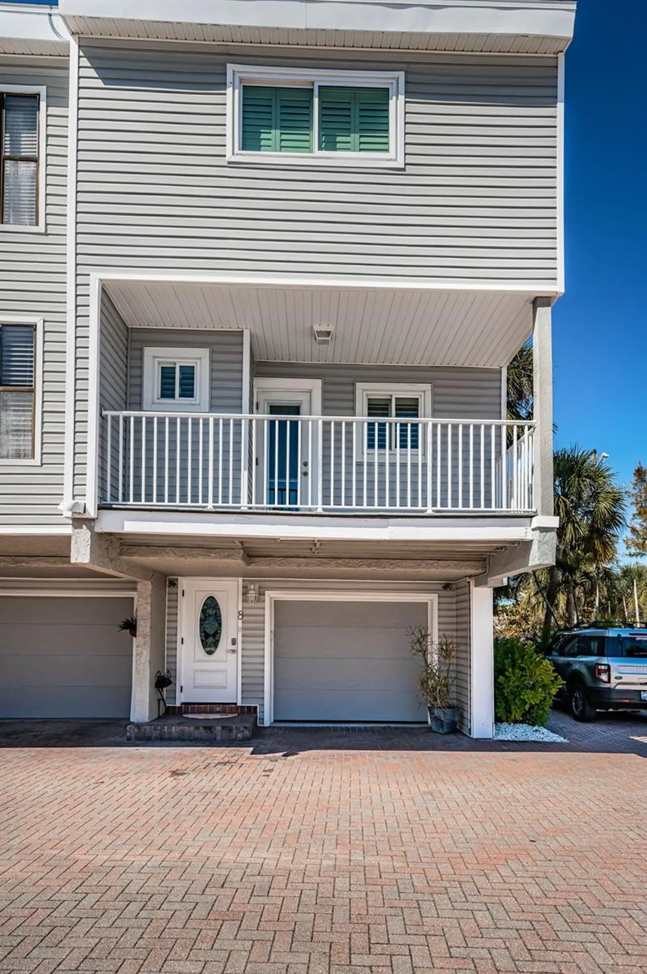 12274 1st Street W Treasure Island FL 33706