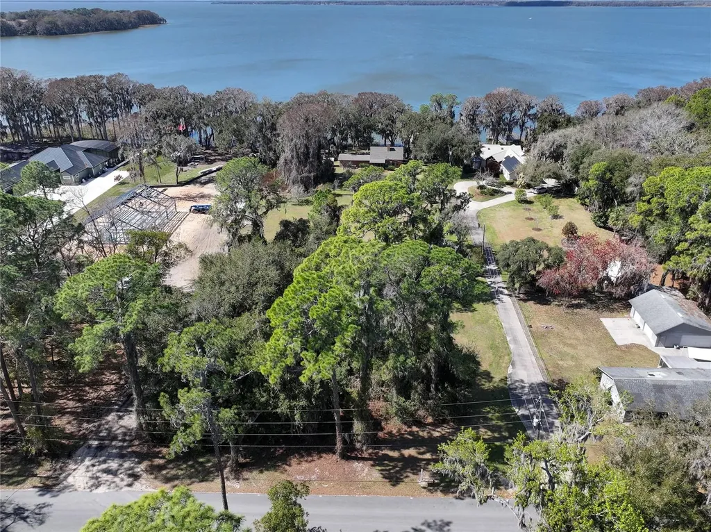 31035 Cove Road Tavares FL 32778