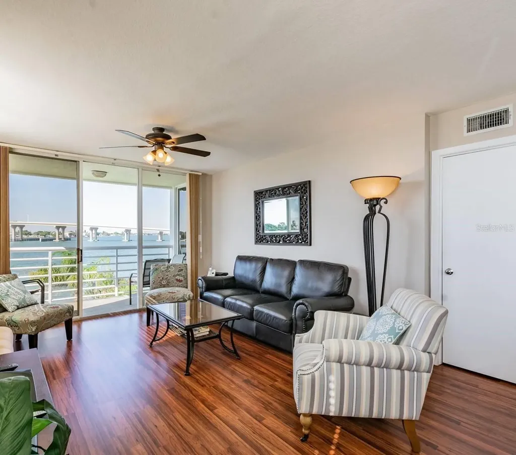 6081 Bahia Del Mar Circle St Petersburg FL 33715