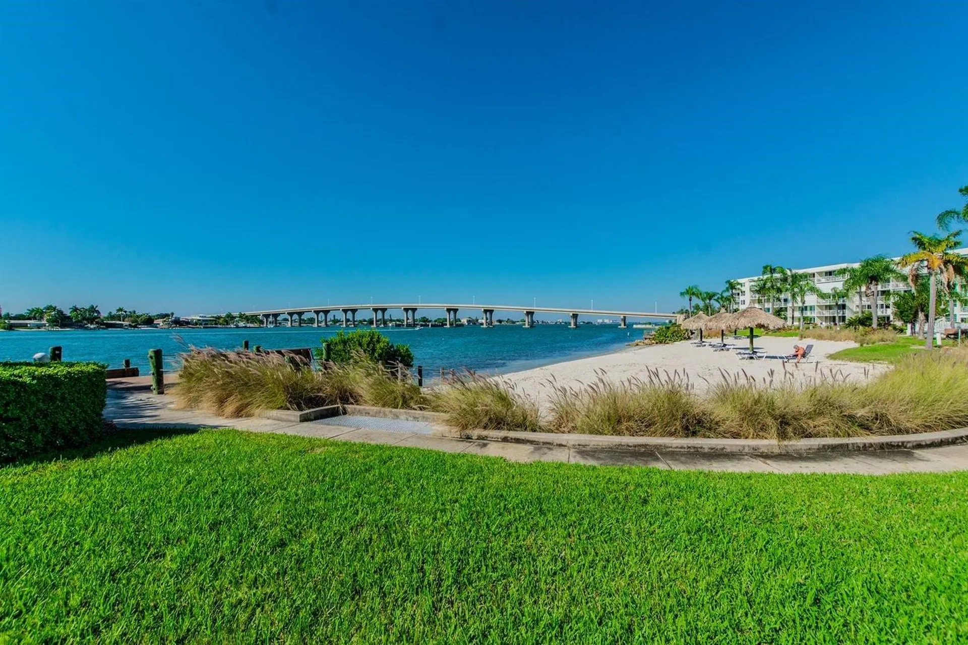 6081 Bahia Del Mar Circle St Petersburg FL 33715