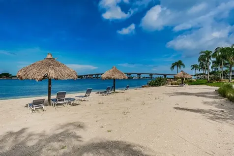 6081 Bahia Del Mar Circle St Petersburg FL 33715
