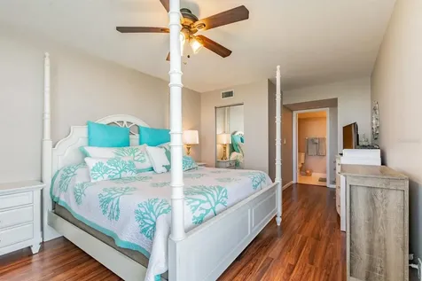 6081 Bahia Del Mar Circle St Petersburg FL 33715