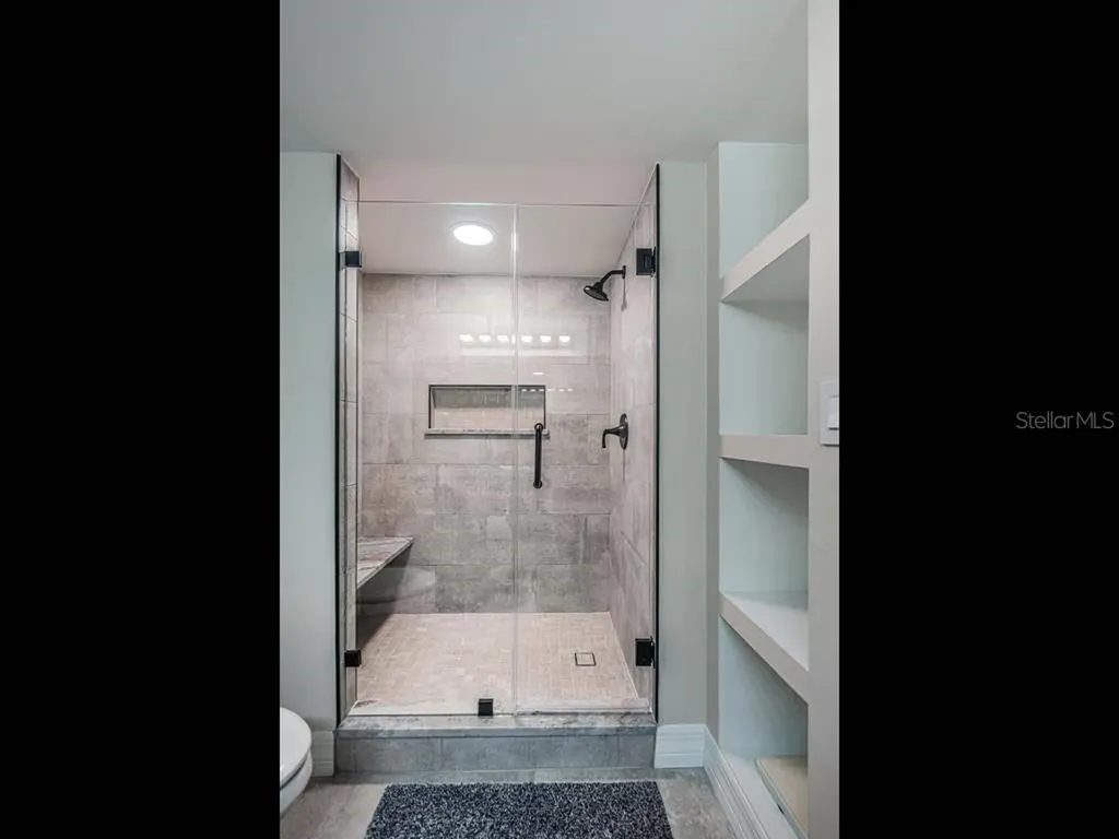 6061 Bahia Del Mar Circle St Petersburg FL 33715
