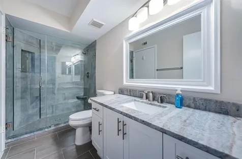 6061 Bahia Del Mar Circle St Petersburg FL 33715