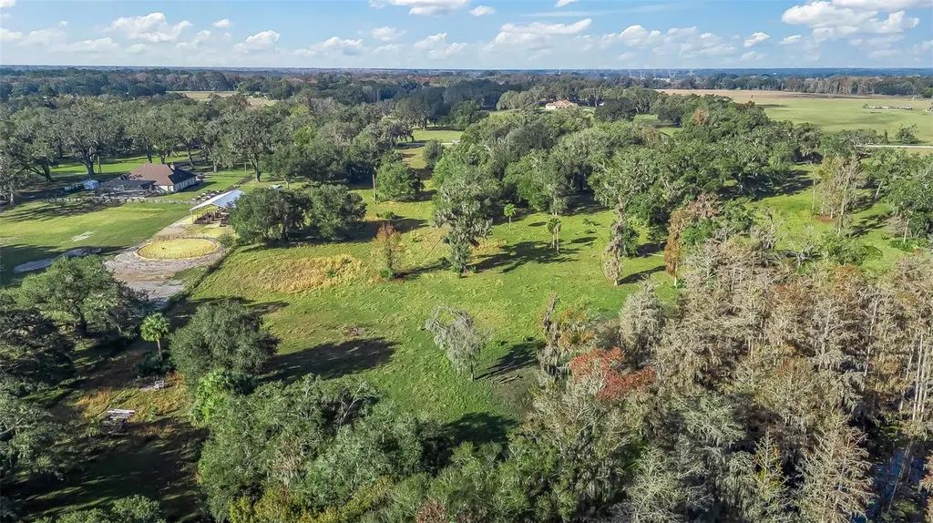 Tract 2 - Cr 221 Wildwood FL 34785