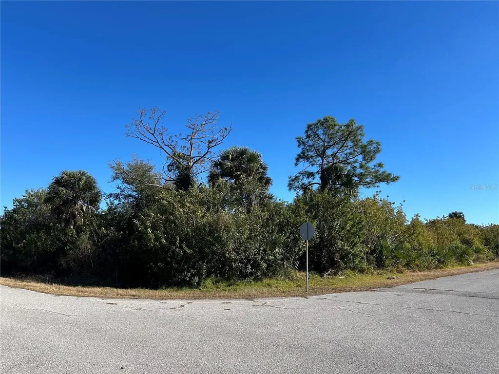 12145 Surrey Avenue Port Charlotte FL 33981
