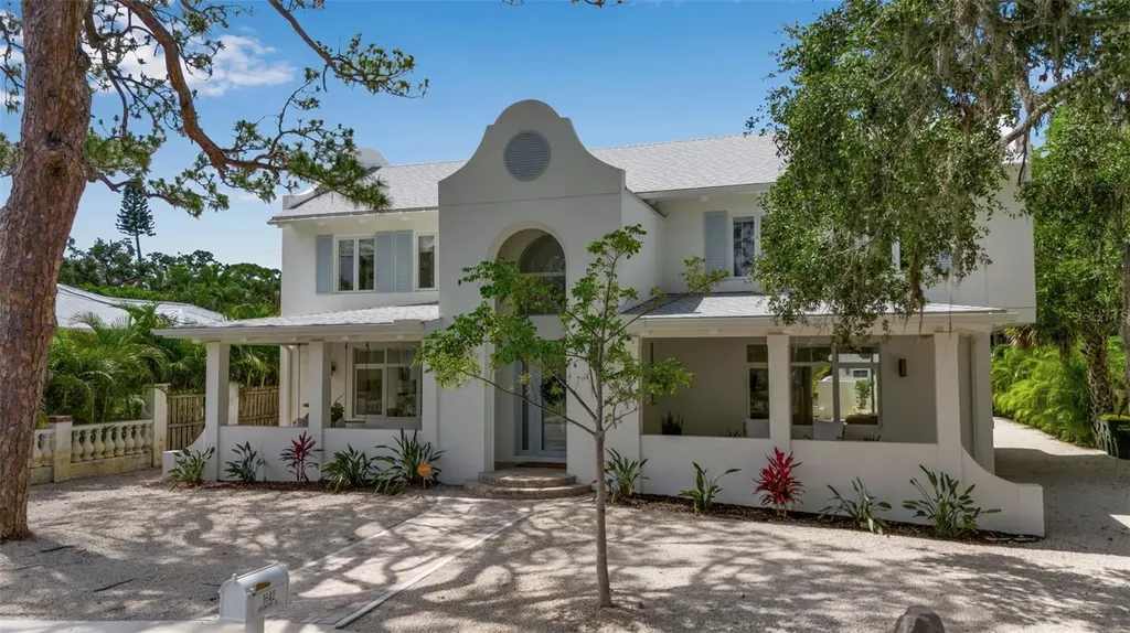 1642 Arlington Street Sarasota FL 34239