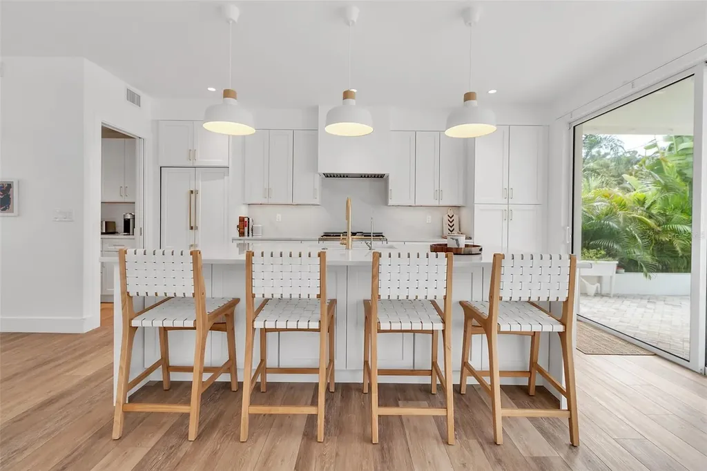 1642 Arlington Street Sarasota FL 34239