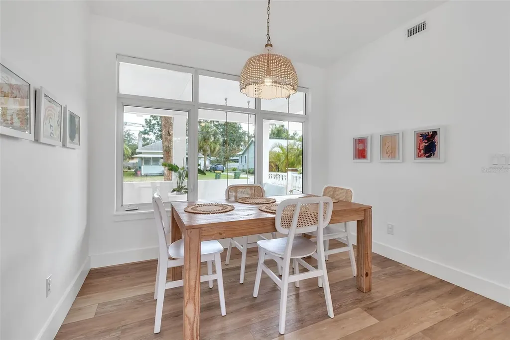 1642 Arlington Street Sarasota FL 34239