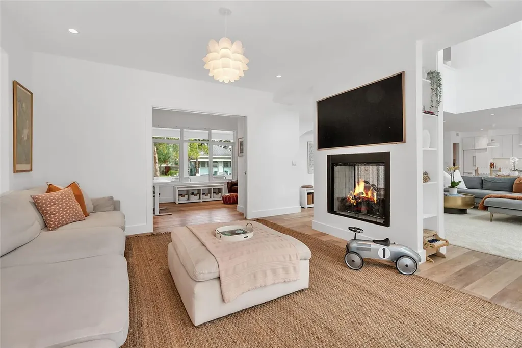 1642 Arlington Street Sarasota FL 34239