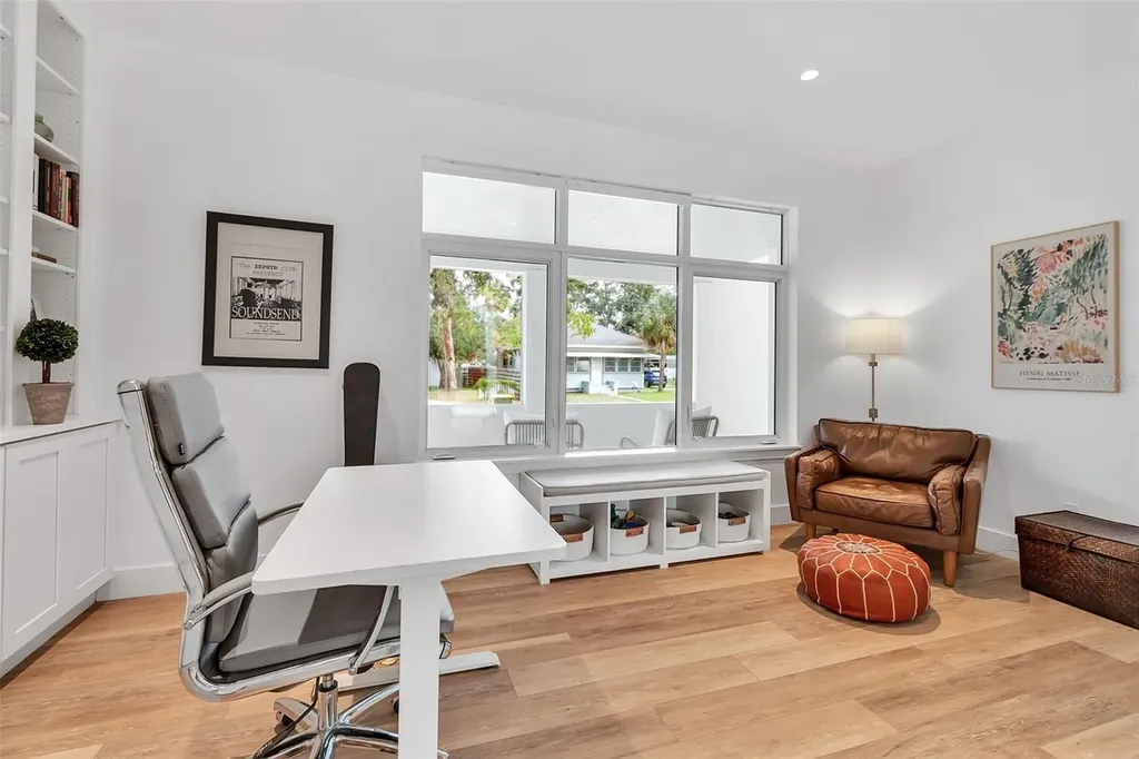 1642 Arlington Street Sarasota FL 34239